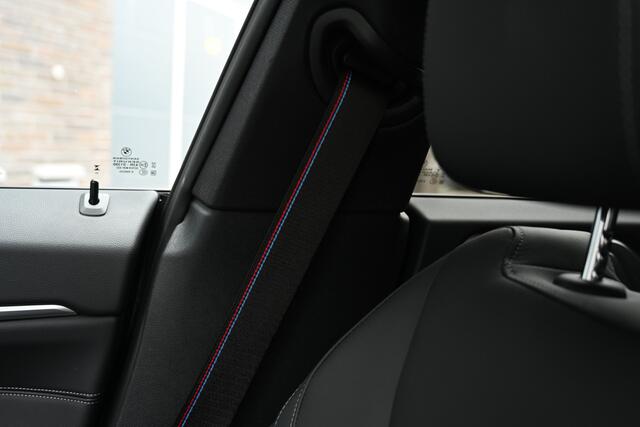 BMW i4 eDrive40 High Executive 84 kWh M Sport Pro, Schuifdak, Premium Audio
