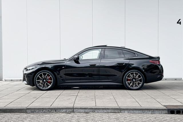 BMW i4 eDrive35 M Sport Edition M Sport Pro / Glazen Schuifdak / Adaptieve Cruise Control / Comfort Acces / Adaptieve LED koplampen / 19 Inch