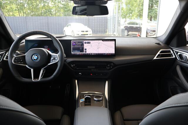 BMW i4 eDrive40 M Sport Edition 84 kWh | M Sportpakket Pro | Driving Assistant Professional | Innovation Pack