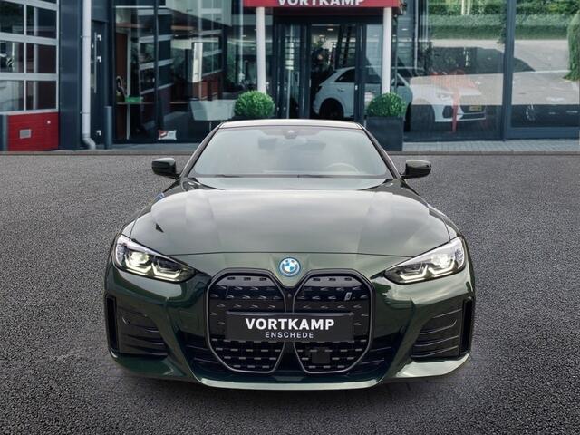 BMW i4 40 E-DRIVE M SPORT CAMERA/NAVI/CARPLAY/ACC/STOEL-STUURVERW/E-KLEP