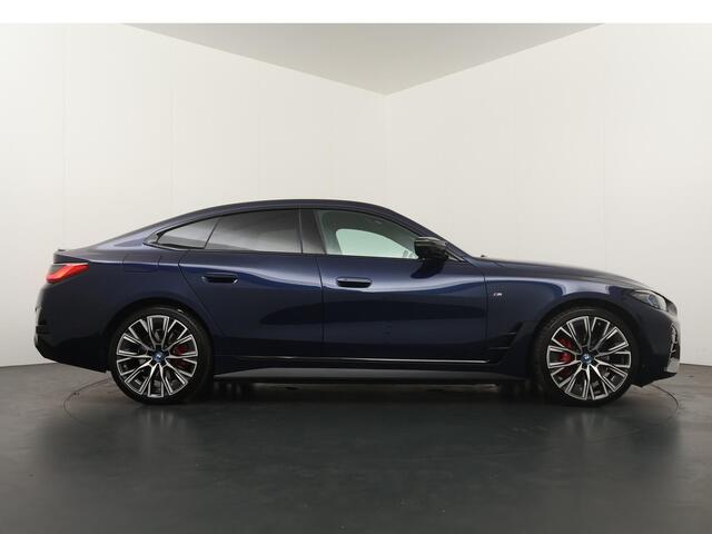 BMW i4 M50 High Executive 84 kWh | Driving Assistant Professional | Trekhaak | Harman Kardon |