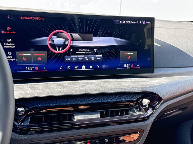 BMW i4 eDrive40 M Sport Edition Head Up Display / Driving Assistant / Comfort Access / Adaptieve LED lampen / Glazen dak / Parking Assistant Plus