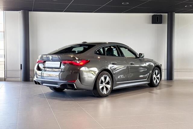 BMW i4 eDrive40 High Executive 84 kWh | Stoelverwarming | Achteruitrijcamera | Trekhaak |