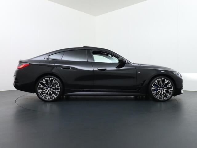 BMW i4 M50 M Sport 84 kWh RIJKLAAR INCL. GARANTIE | LASER | 360 CAMERA | ACTIVE CRUISE | 12mnd BOVAG GARANTIE