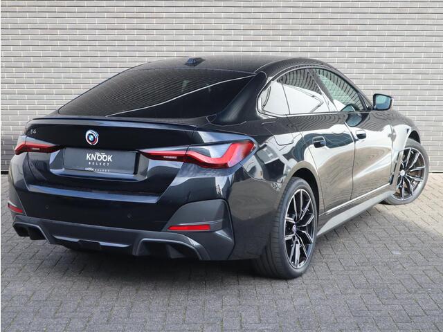 BMW i4 eDrive40 M Sport High Executive 84 kWh / Glasdak / Sfeerverlichting