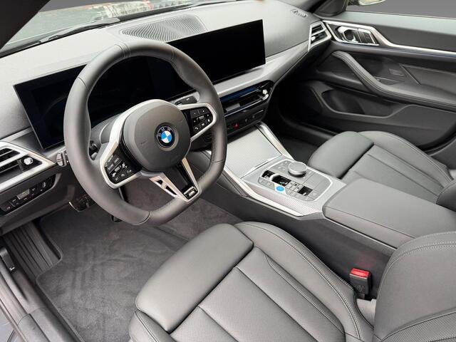BMW i4 eDrive35 M Sportpakket | Comfort Pack | HiFi System | Comfort Access | Achteruitrijcamera | Stuurwielrand verwarmd