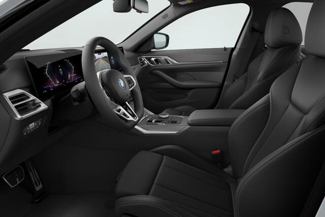 BMW i4 eDrive40 M Sport Edition | Comfort Pack | Trekhaak | Showroomvoordeel