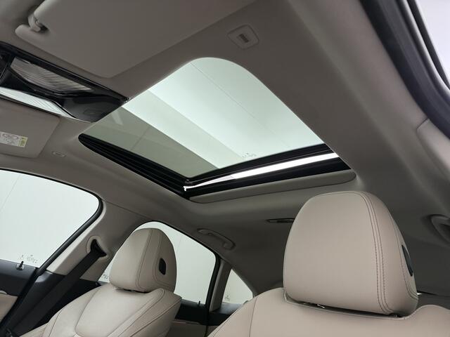 BMW i4 eDrive40 340pk High Executive 84 kWh SOH 99% Pano-Dak/Hefdak SportSt+Leer+(Stuur+)Verwarmd 360°Camera Adaptive-Cruise+s&go Park-Assist-plus HUD LASER-LED Bordherk. Live-Cockpit-Pro Apple-Android Carplay Smartphone-entry Semi-Autopilot Drive-Assist-pro Act