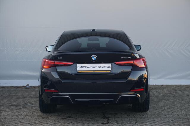 BMW i4 eDrive40 M Sportpakket Pro 19'' / Individual Interieur / Schuif-/kanteldak / Elektrisch verstelbare stoelen / Harman Kardon / Trekhaak