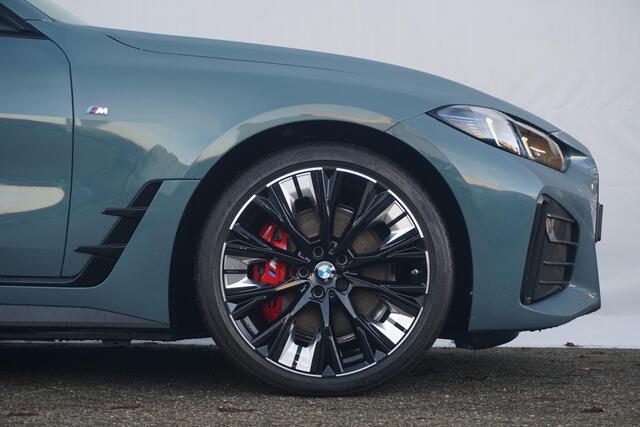 BMW i4 eDrive35 M Sportpakket Pro 20'' / Schuif-/kanteldak / Active Cruise Control / Stuurwielrand verwarmd / Trekhaak