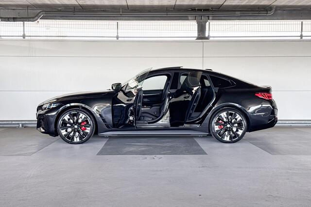 BMW i4 eDrive40 84 kWh | Selections | M Adaptief onderstel | Elektrisch bediend glazen schuif-/kanteldak