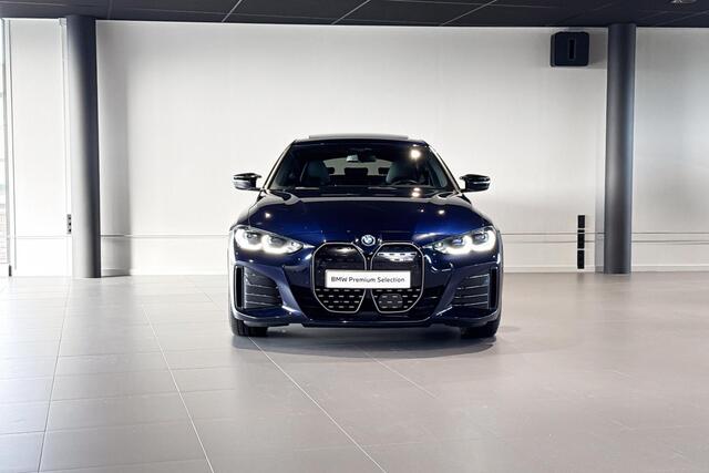 BMW i4 M50 High Executive 84 kWh | Glazen schuif-/kanteldak | Comfort Access | Stoelverwarming | Head-Up Display |