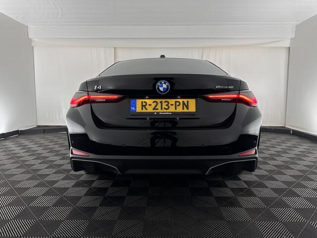 BMW i4 eDrive40 High Executive 84 kWh [ 3-Fase ] {SOH-95%} (INCL.BTW) *HEAD-UP | LEATHER | FULL-LED | WIDESCREEEN-DIGI-COCKPIT | CAMERA | KEYLESS | HIFI-SOUND | PRIVACY-GLASS | ECC | PDC | CRUISE | 17''ALU*