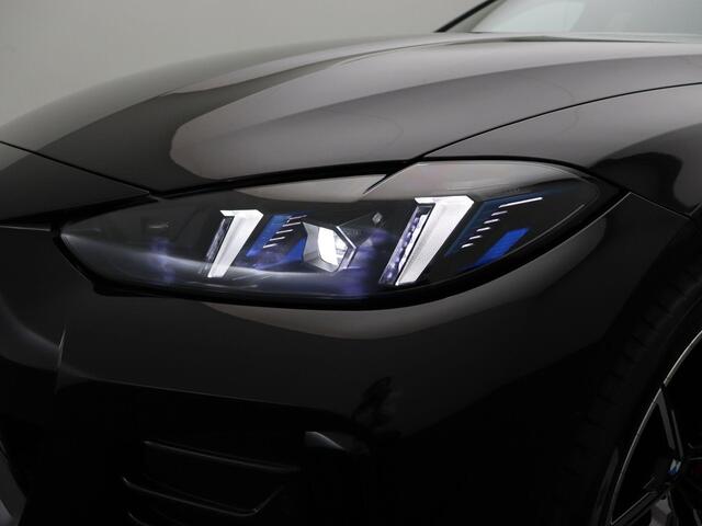 BMW i4 eDrive35 M Sport Edition | Innovation Pack | Comfort Pack | Stuurwielrand Verwarmd | Trekhaak | Schuifdak | Driving Assistant Professional | Harman Kardon | 19''