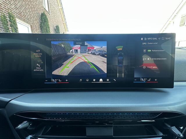 BMW i4 eDrive35 70 kWh