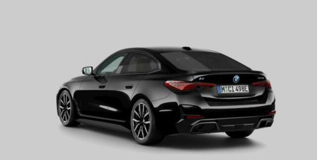 BMW i4 eDrive40 M Sport Edition 84 kWh M Sport Pro - INNOVATION PACK - COMFORT PACK - Elektrisch verwarmde voorstoelen - Parking Assistant Plus - Comfort Access - Adaptieve LED koplampen -
