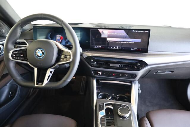 BMW i4 eDrive35 | M Sportpakket | Innovation Pack | Comfort Pack