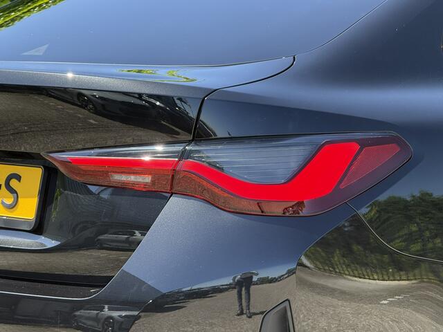BMW i4 eDrive35 | 20" Individual | ACC | Camera | HiFi | Comf. Acc. | Stoelverw. | Getint glas | Apple CP | Hoogglans Shadow Line