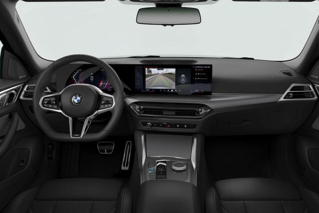 BMW i4 xDrive40 84 kWh | M Sportpakket Pro | Comfort Pack