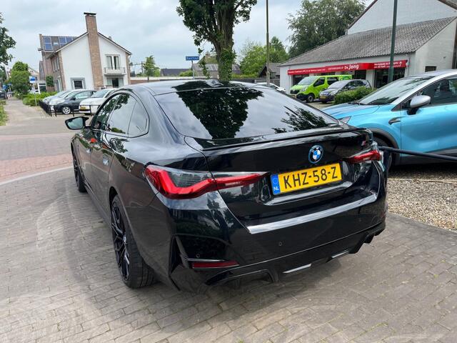 BMW i4 M50 HIGH EXECUTIVE 540PK / LEDER / SPORTSTOELEN / 20'' LM-VELGEN / CARPLAY / DAB / LED