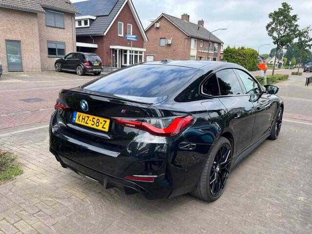 BMW i4 M50 HIGH EXECUTIVE 540PK / LEDER / SPORTSTOELEN / 20'' LM-VELGEN / CARPLAY / DAB / LED