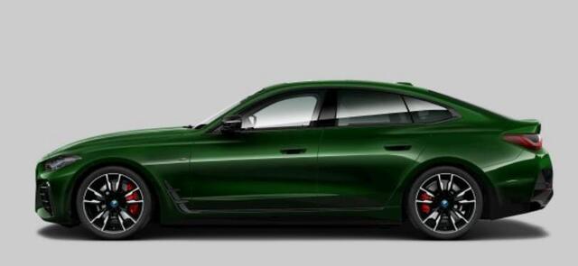 BMW i4 M50 High Executive 84 kWh Trekhaak - Panoramadak - Driving Assistant Professional - Harman Kardon - Stuurwielrand verwarmd - Parking Assistant Plus - BMW Laserlight - Elektrisch verstelbare/verwarmde stoelen -