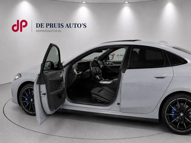 BMW i4 M50 X Drive 84 kWh Pano Trekhaak Head Up Luchtvering memory Harman/Kardon 19 Inch M Wielen