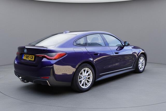 BMW i4 eDrive40 High Executive 84 kWh Driving assistant / BTW / Sportstoel verwarming