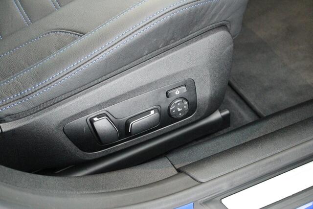 BMW i4 M50 544pk High Executive 84 kWh SOH 94% Laserlight Carbon Panoramadak Harman Kardon Keyless Leder CoPilot Trekhaak