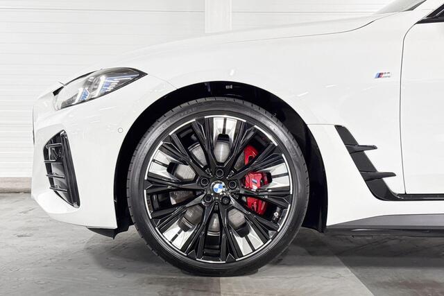 BMW i4 M60 | M-Sport Pro | Comfort Access | Harman/Kardon | Trekhaak | Driving Assistant Professional | Parking Assistant Plus