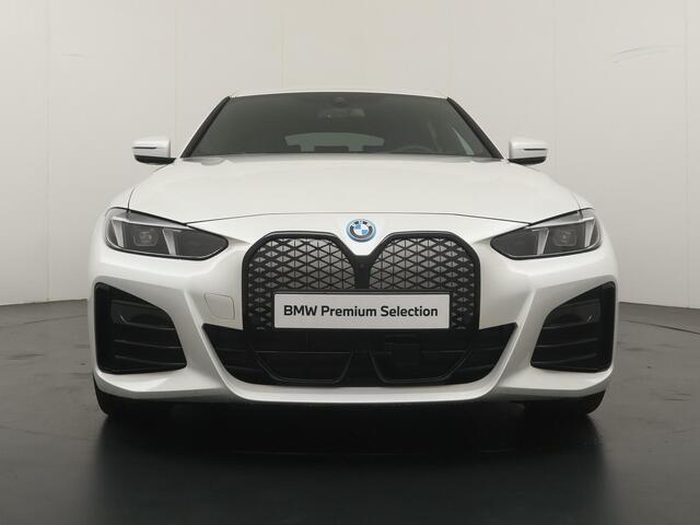 BMW i4 eDrive35 | M Sport Edition | M Sportpakket | Innovation Pack | Comfort Pack