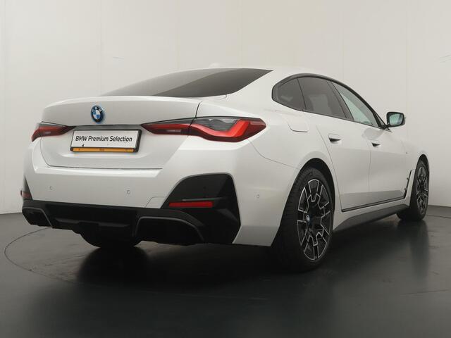 BMW i4 eDrive35 | M Sport Edition | M Sportpakket | Innovation Pack | Comfort Pack