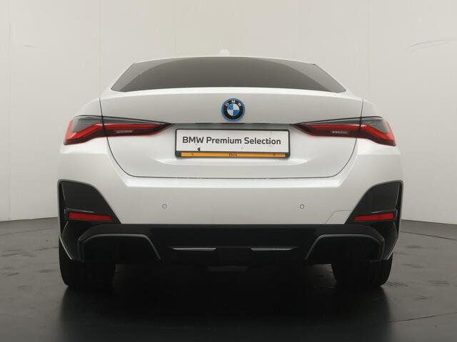 BMW i4 eDrive35 | M Sport Edition | M Sportpakket | Innovation Pack | Comfort Pack