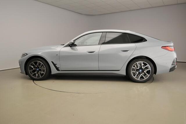 BMW i4 Gran Coupe eDrive40 | M-Sportpakket |LED | Leder | Navigatie | Sportstoelen | Stoelverwarming | DAB | Hifi speakers | Alu 18 inch