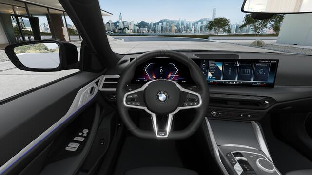 BMW i4 eDrive35 M Sport / Achteruitrijcamera / Stuurverwarming / Adaptieve LED / Comfort Access / Stoelverwarming