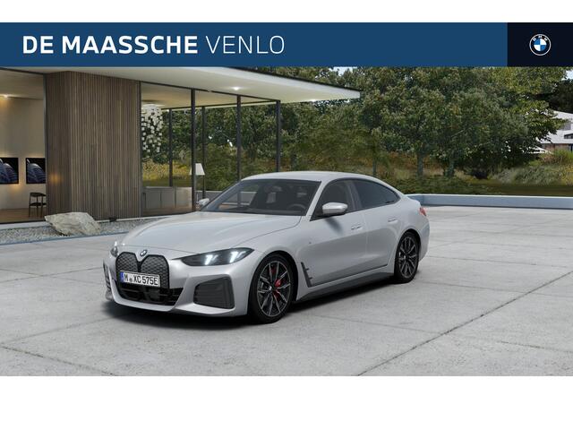 BMW i4 eDrive40 M Sport / Achteruitrijcamera / Active Cruise Control / Adaptieve LED / Comfort Access / Stuurverwarming
