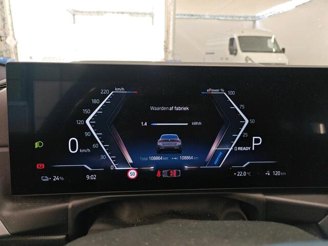 BMW i4 eDrive40 84 kWh Schuik-kanteldak Leer Camera Led