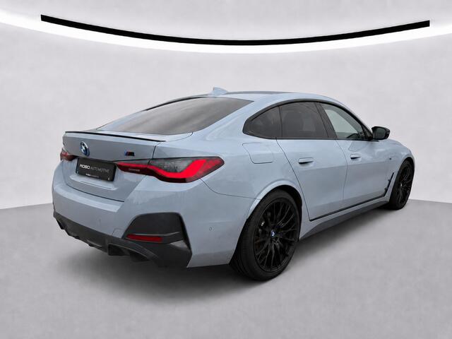 BMW i4 eDrive40 High Executive 84 kWh M Sport | Panoramadak | Stoelverwarming | Stuurverwarming | Harman Kardon | Adaptive Cruise Control | Laser LED | 360 Camera | Keyless | Navigatie | Head-Up Display | Ambiance Verlichting |