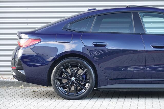 BMW i4 eDrive40 M Sport Edition 84 kWh Comfort Pack | Trekhaak | Schuifdak