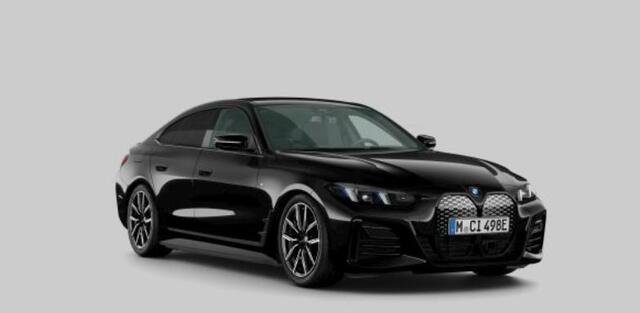 BMW i4 eDrive40 M Sport Pro Edition 84 kWh Trekhaak - Harman Kardon - Head up - Stuurwielrand verwarmd - Getinte ruiten - Comfort Acces - Parking Assistant Plus - M achterspoiler -