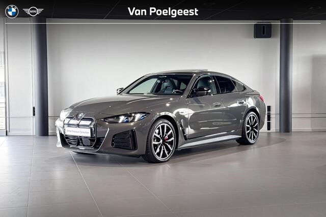 BMW i4 M60 84 kWh | M Sport Pro | Glazen Schuif-/kanteldak | M Sportstoelen | Harman Kardon | Comfort Access |