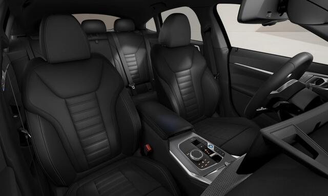 BMW i4 eDrive40 - M-Sport - Head-up - Memoryzetels - Hifi - Parking Assistant Plus
