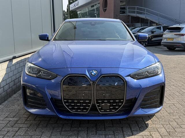 BMW i4 eDrive40 High Executive 84 kWh M Sport 18"/SOH 100%/Lederen M-stoelen + memory/Head-up/Adaptieve cruise/Adaptief M-onderstel/Sfeerverlichting/HiFi