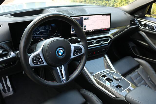 BMW i4 M50 High Executive 84 kWh 544PK M-Sportpakket (Schuifdak M-Sportleder/Memory Carplay HeadUp HarmanKardon 360Camera ACC Laser)