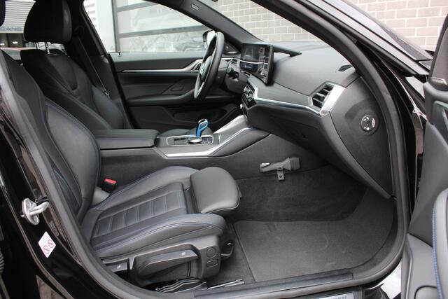 BMW i4 eDrive40 High Executive 84 kWh / Harman Kardon / SOH 94.3% / N.A.P.