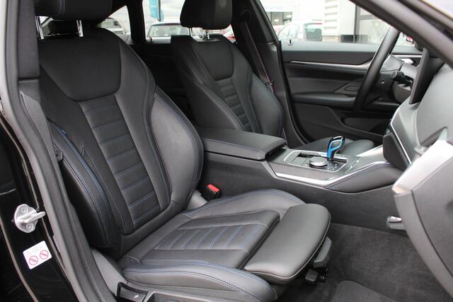 BMW i4 eDrive40 High Executive 84 kWh / Harman Kardon / SOH 94.3% / N.A.P.