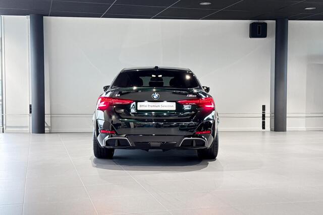 BMW i4 M60 84 kWh | M Sport | Stoelverwarming | Achteruitrijcamera | Head-Up Display |