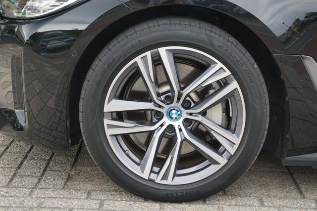 BMW i4 eDrive40 84 kWh | 94% Soh | ACC | HIFI
