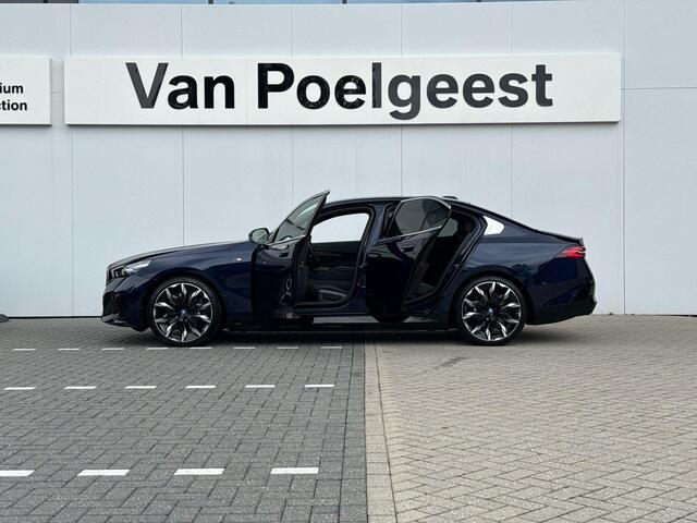 BMW i5 Sedan xDrive40 84 kWh