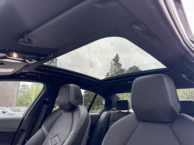 BMW i5 Sedan xDrive40 84 kWh